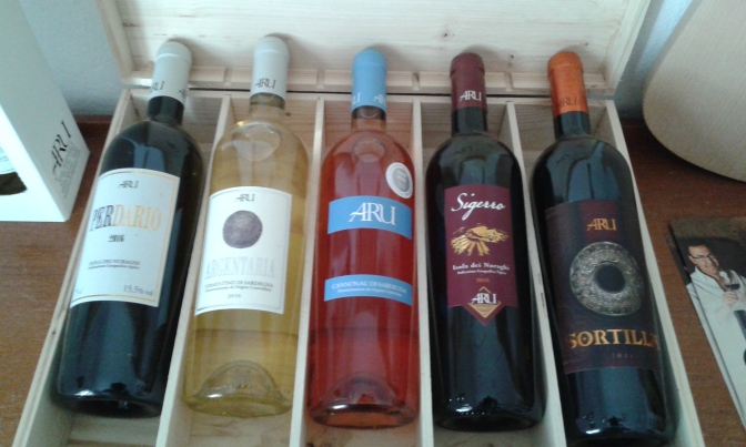Aru winery, cantina Aru, Sardegna, wine tasting,cottage apartment, san benedetto